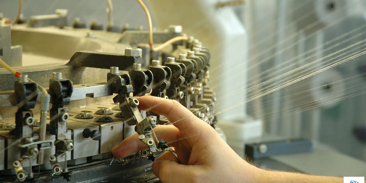 Hamboya örme makineleri raşel ve yuvarlak örme donanımları